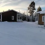 Кемпинг Ristijaerven Pirtti Village