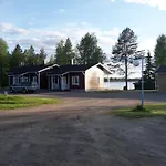 Ristijaerven Pirtti Village Ристиярви