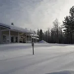Ristijaerven Pirtti Village *