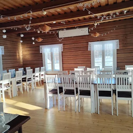 Ristijaerven Pirtti Village Camping