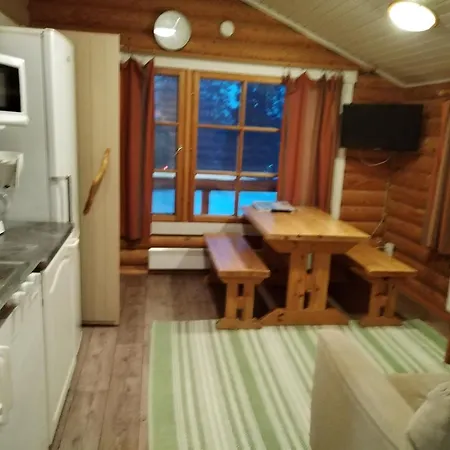 Ristijaerven Pirtti Village Campsite Ristijarvi