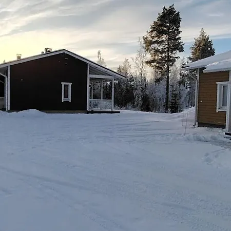 캠프장 Ristijaerven Pirtti Village