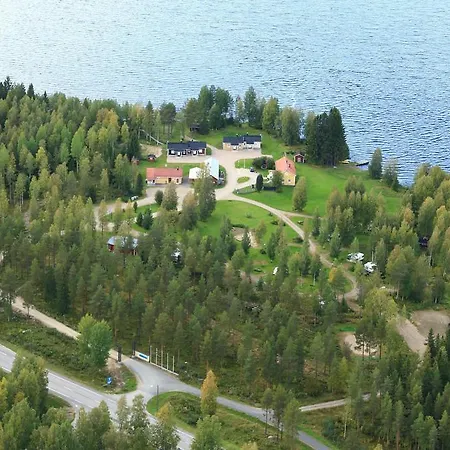 Ristijaerven Pirtti Village *