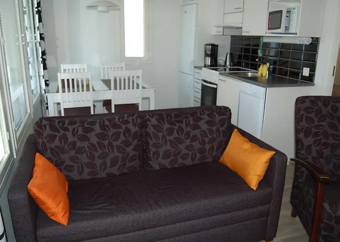 Ristijaerven Pirtti Village Кемпинг *